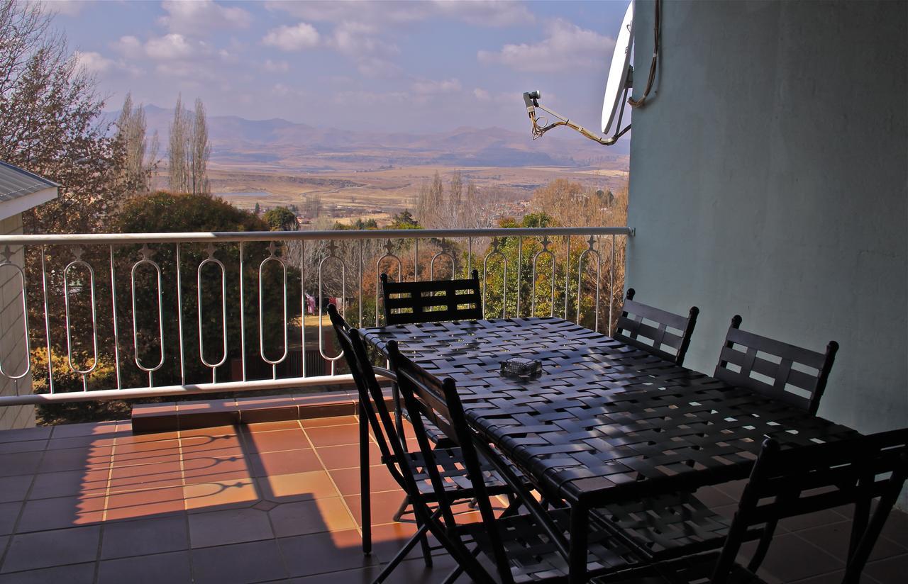 Hotel Red Mountain House Clarens Exterior foto